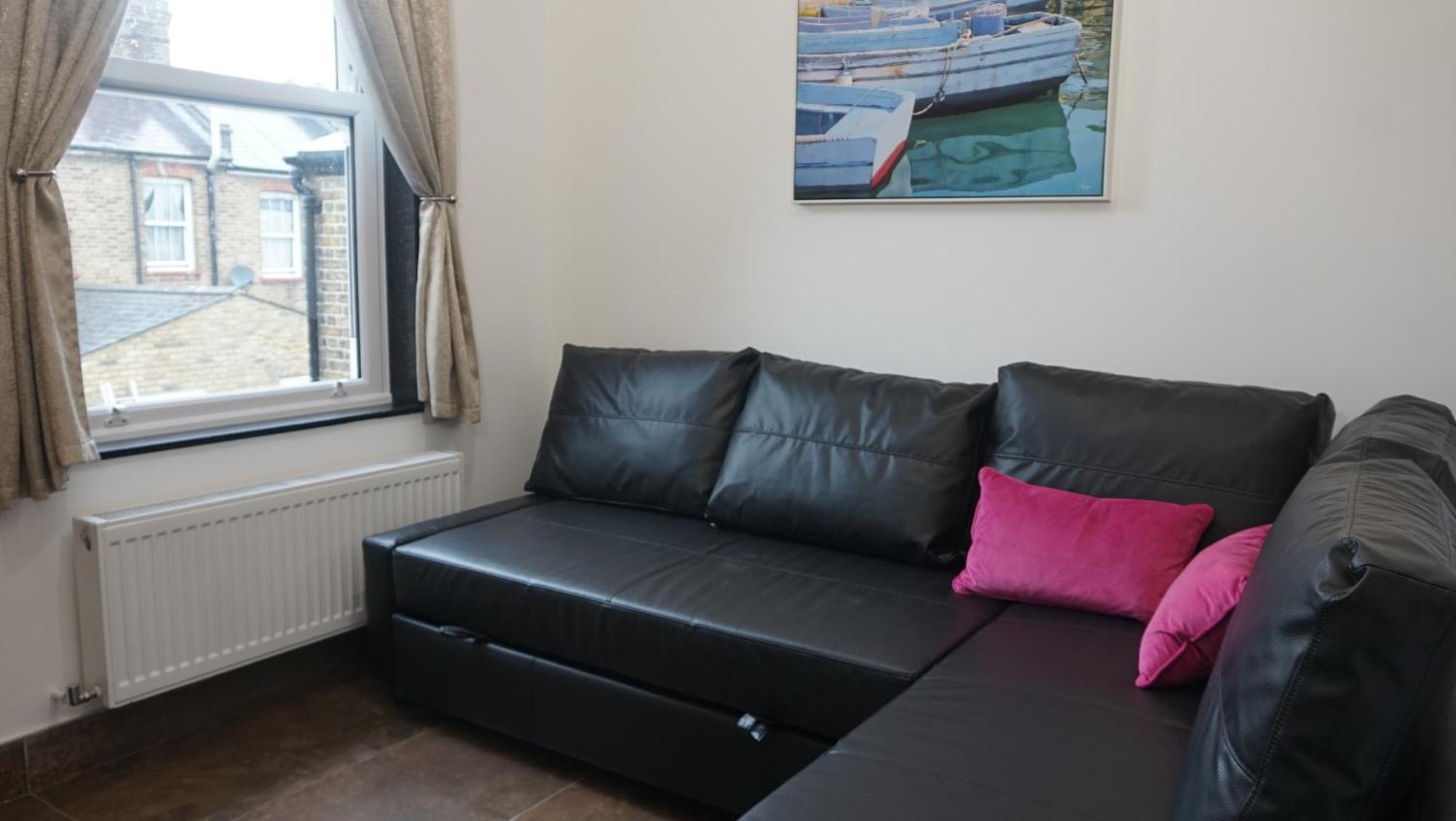 Beautiful London Home Sleeps 6, 2 Minutes To Metro Exteriér fotografie
