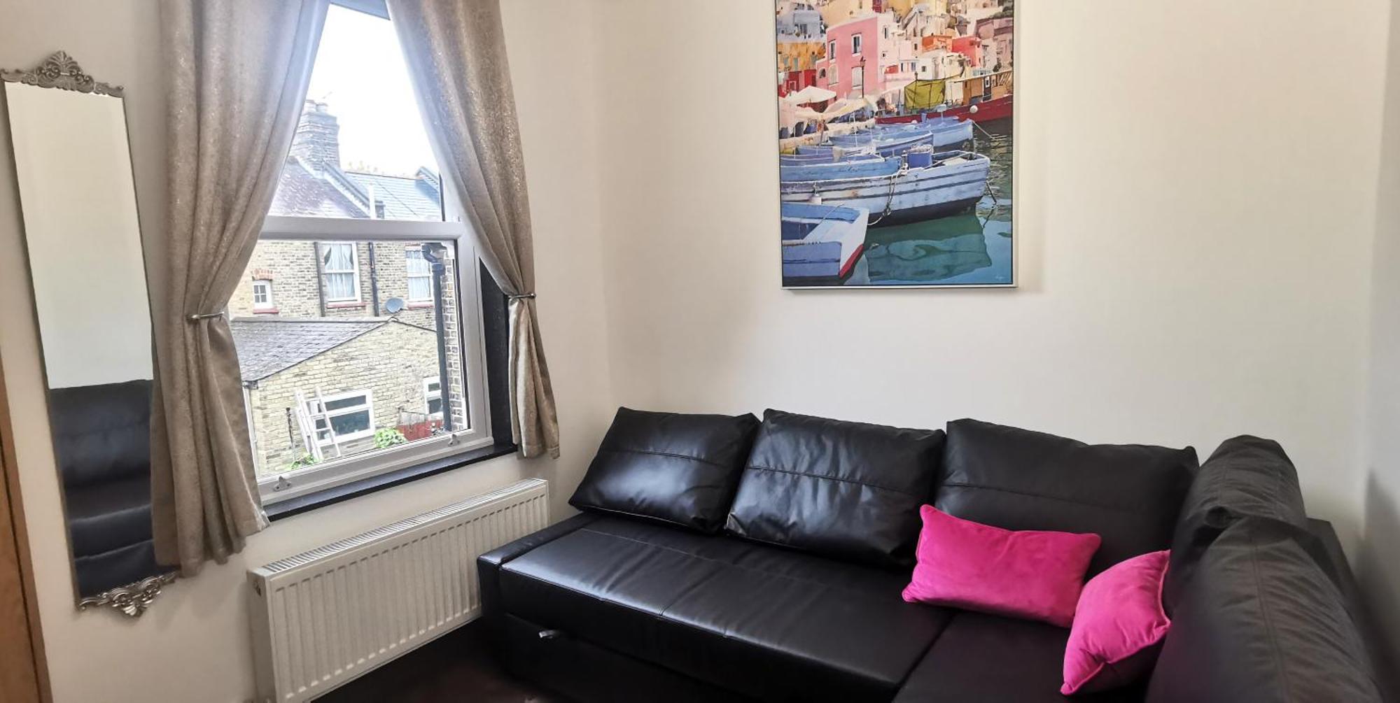 Beautiful London Home Sleeps 6, 2 Minutes To Metro Exteriér fotografie