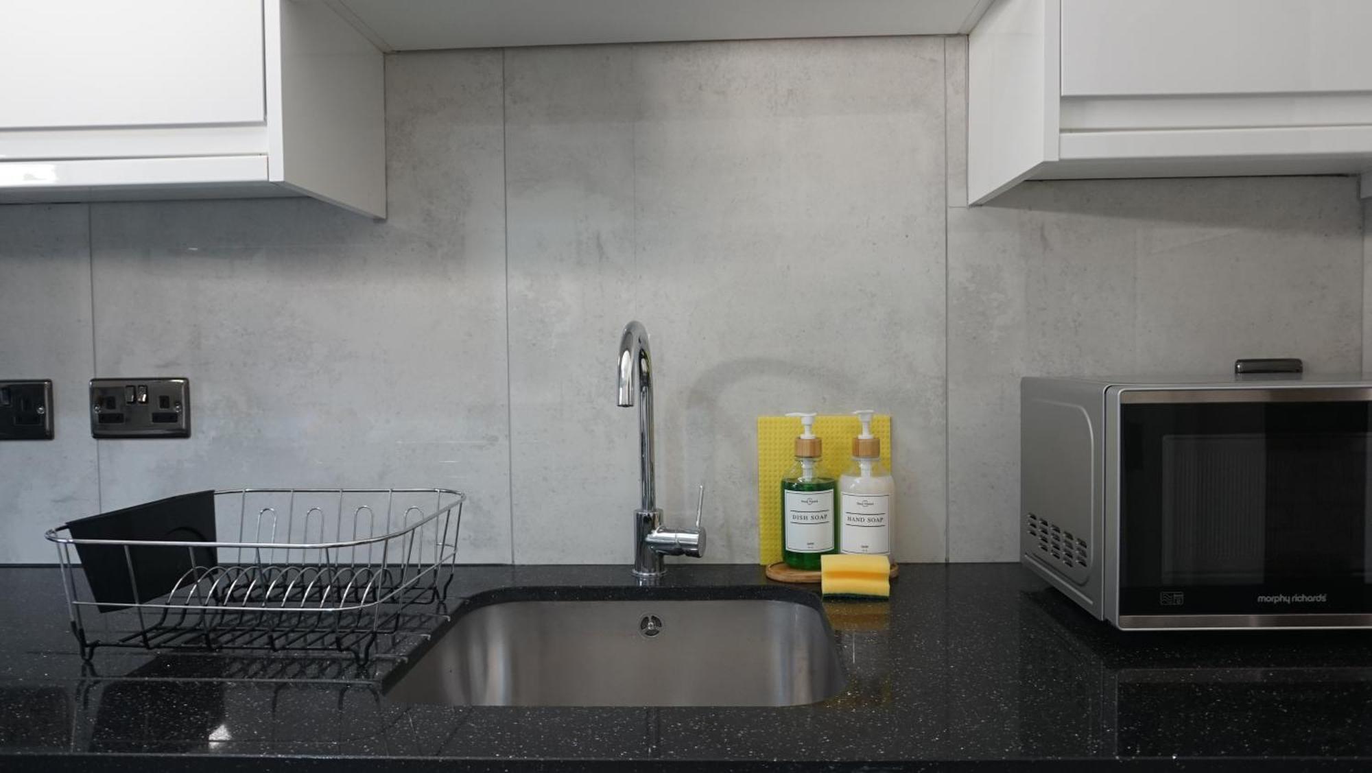 Beautiful London Home Sleeps 6, 2 Minutes To Metro Exteriér fotografie