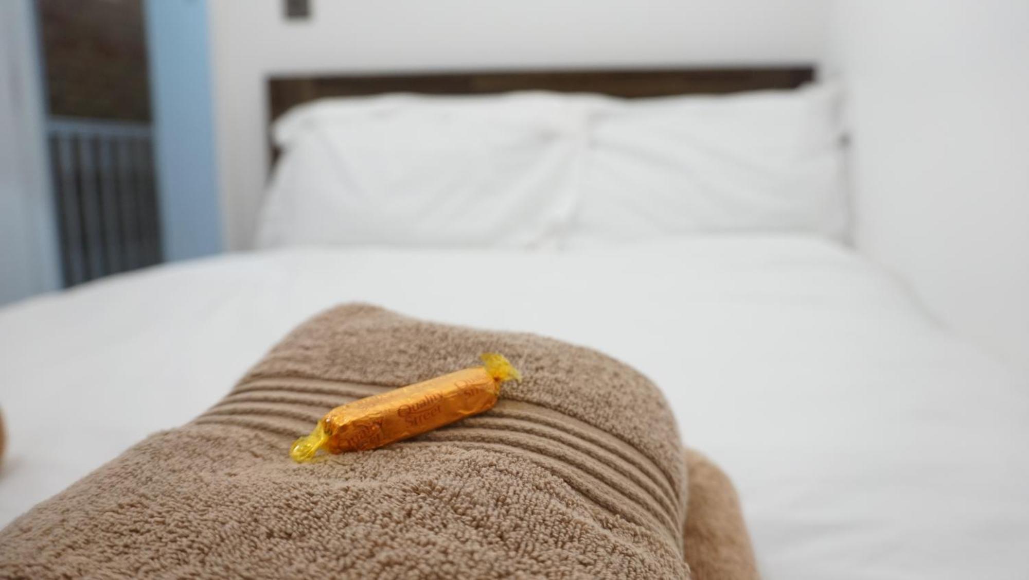 Beautiful London Home Sleeps 6, 2 Minutes To Metro Exteriér fotografie